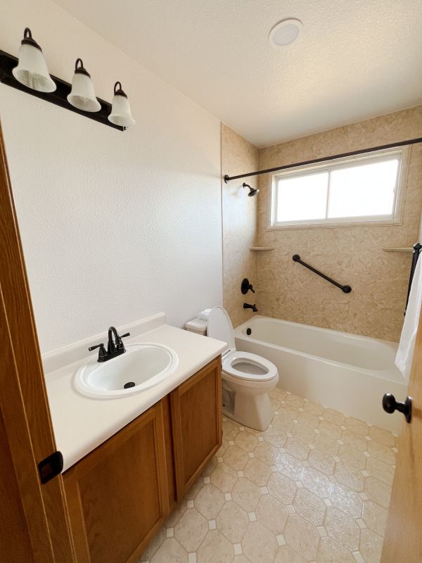 Top Bathroom Remodeling Companies in New Lenox, IL